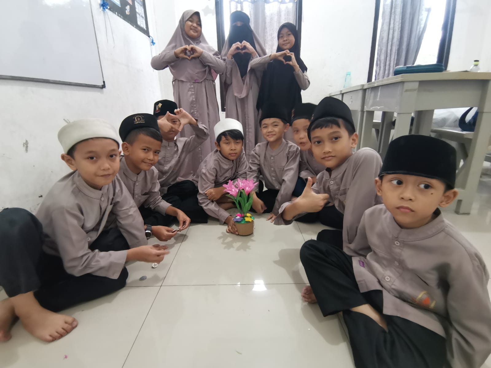 Kegiatan siswa STP Isykariman Bekasi 20