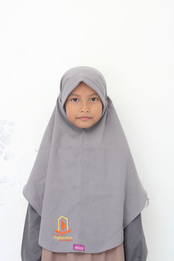 Annisa Azkiya Khumairoh