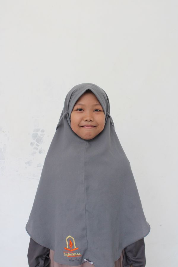Zahida Qolbi Nadzifa